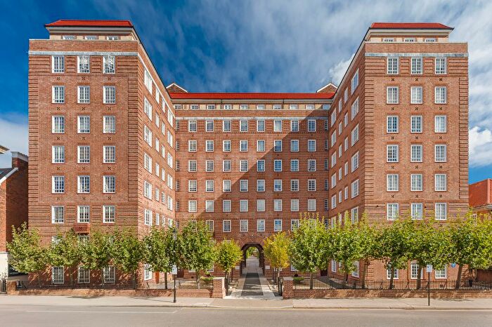 12 Bedroom Flat For Sale In Chelsea Manor Street, London, London, SW3