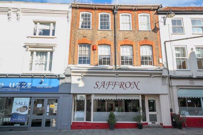 2 Bedroom Flat To Rent In High Street, Hemel Hempstead, HP1