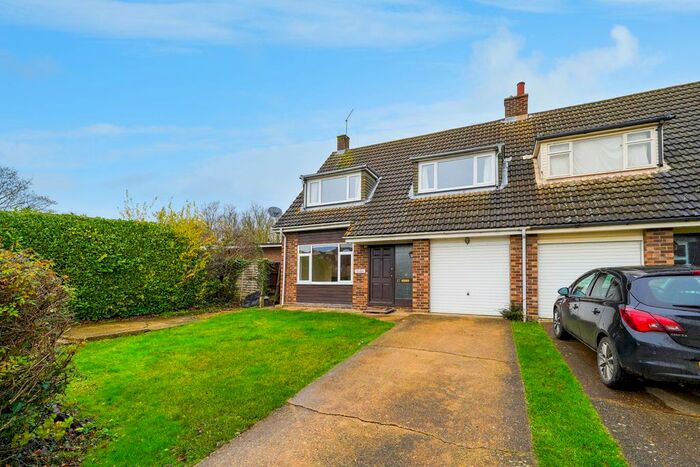 4 Bedroom Detached House To Rent In Wood End Lane, Pertenhall, Bedford, MK44