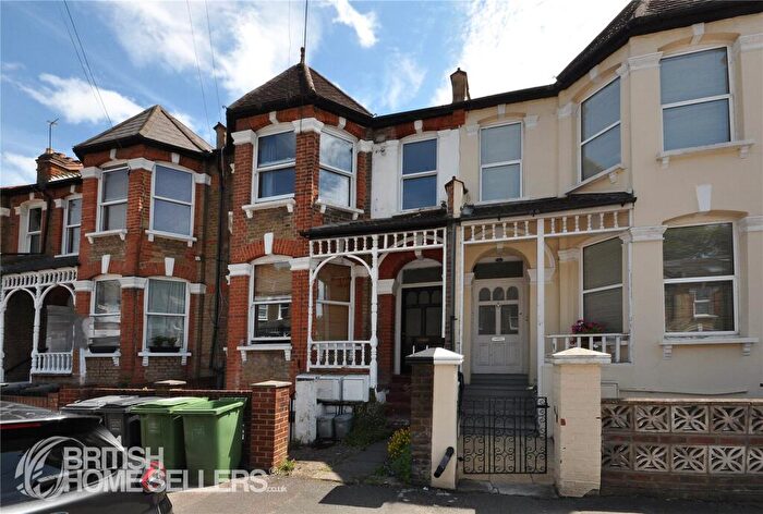 1 Bedroom Apartment For Sale In Sandrock Road, London, SE13