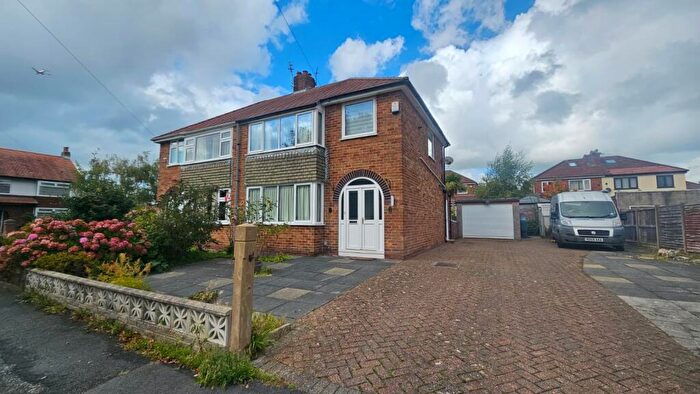 3 Bedroom House To Rent In Park Drive, Lea, Preston, PR2