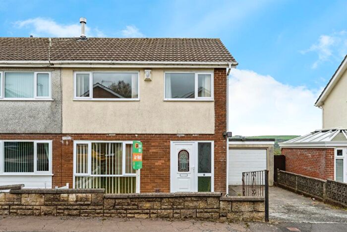 3 Bedroom Semi-Detached House For Sale In Brayley Road, Morriston, Swansea, SA6