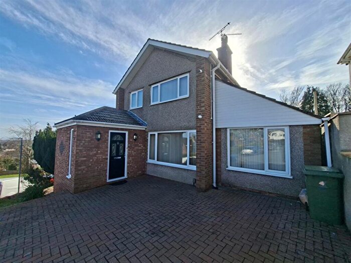 3 Bedroom Detached House For Sale In Meadvale Road, Rumney, Cardiff, CF3