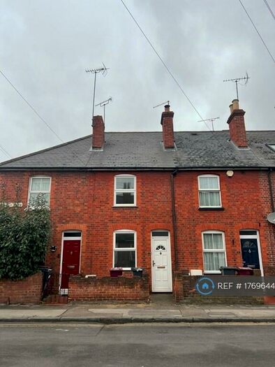 2 Bedroom Terraced House To Rent In Swansea Road, Reading, RG1