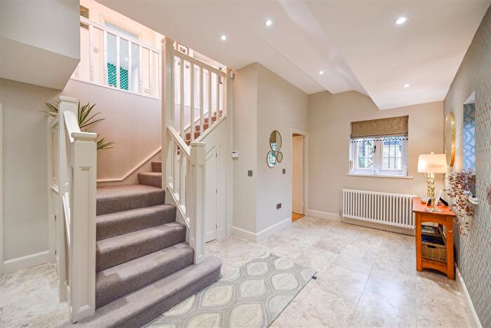 5 Bedroom Detached House For Sale In Stable Lane, Church Brampton, Northampton, NN6