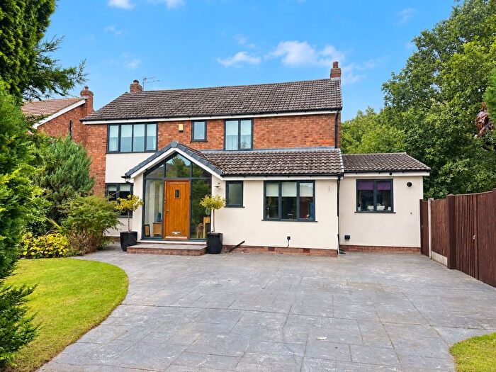 4 Bedroom Detached House For Sale In Croft, Warrington, Cheshire, WA3