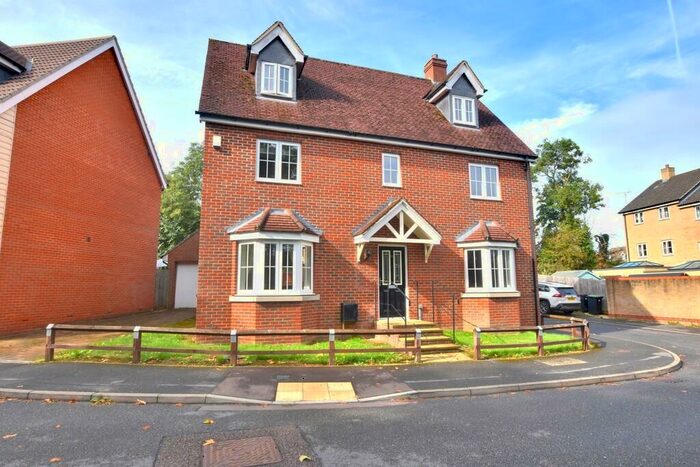 5 Bedroom Detached House To Rent In Jordon Close, Stansted Mountfitchet, CM24