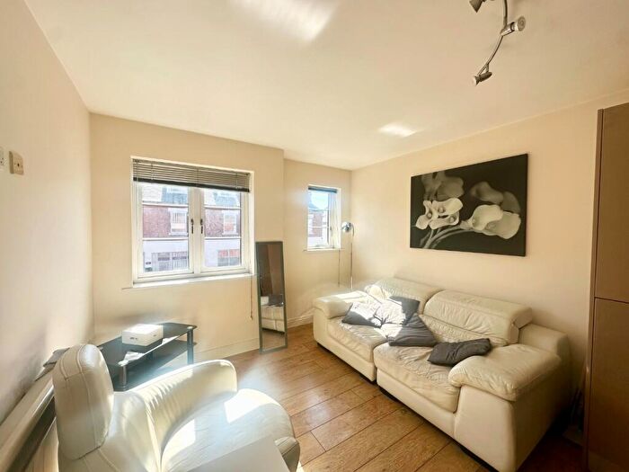 1 Bedroom Apartment To Rent In Arran Court, Woodborough Road, Nottingham, NG3