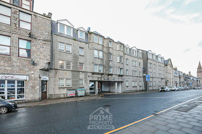 1 Bedroom Flat For Sale In Picardy Court Aberdeen, AB10