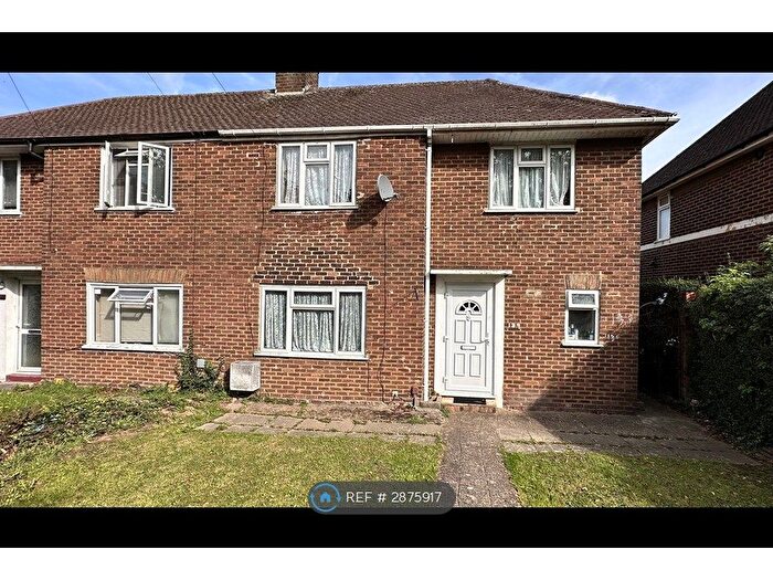 3 Bedroom Semi Detached House To Rent In Minet Drive, Hayes, UB3