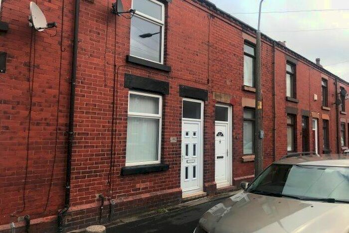 2 Bedroom Property To Rent In Gladstone Street, St. Helens, WA10