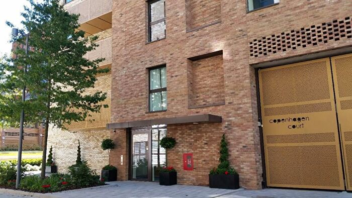 1 Bedroom Flat To Rent In Yeoman Street, Surrey Quay, London, SE8