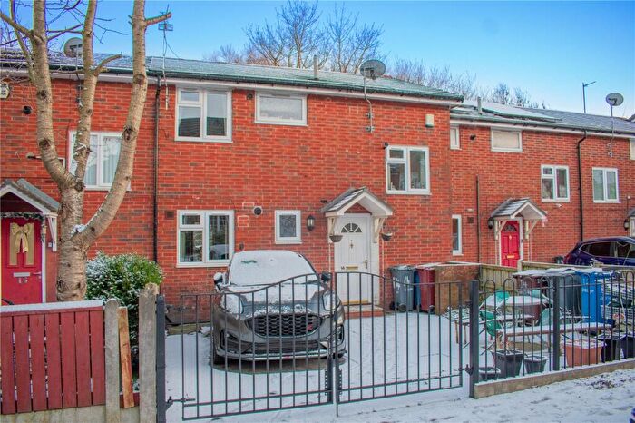 3 Bedroom Semi Detached House For Sale In Faversham Street, Moston, Manchester, M40