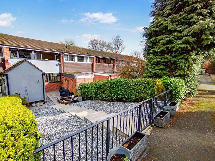 3 Bedroom Town House For Sale In Hawthorn Gardens, Talke, Stoke-On-Trent, ST7