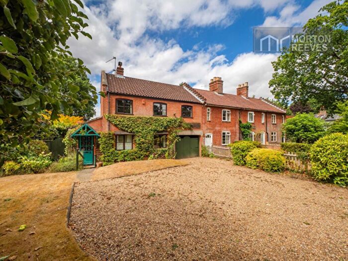 3 Bedroom End Of Terrace House For Sale In Church Road Postwick, NR13
