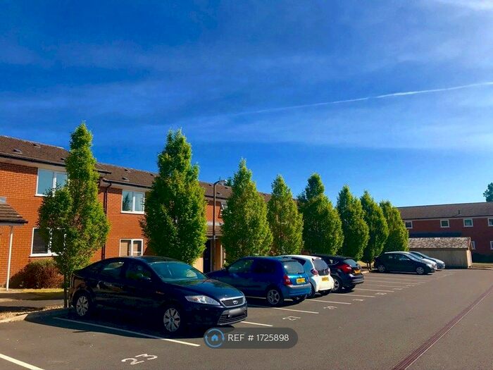 1 Bedroom Flat To Rent In Weston Rhyn, Shropshire, SY10