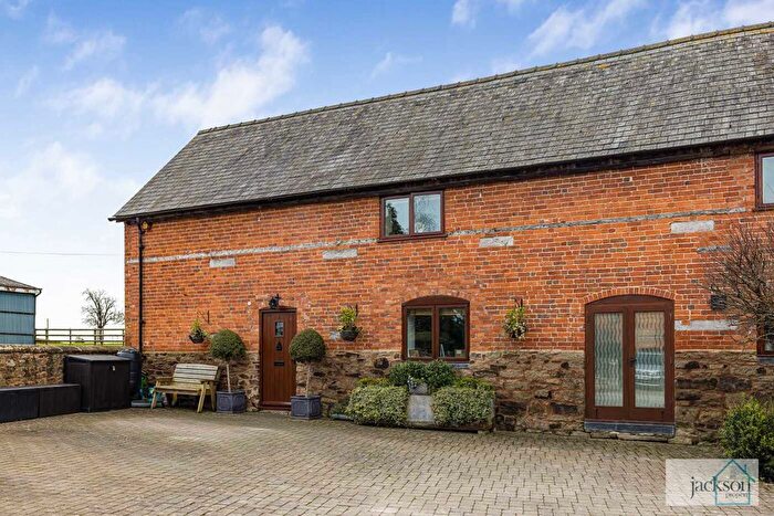 4 Bedroom Barn Conversion For Sale In Merryhill Park, Belmont, Hereford, Herefordshire, HR2