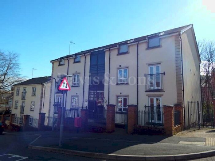 2 Bedroom Flat To Rent In Cwrt Maes Y Llyn, Newport, Newport. NP20