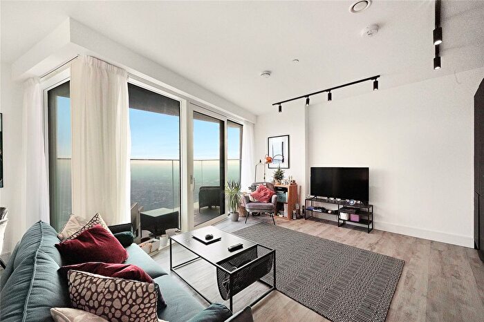 1 Bedroom Flat For Sale In Icon Tower, London, W3