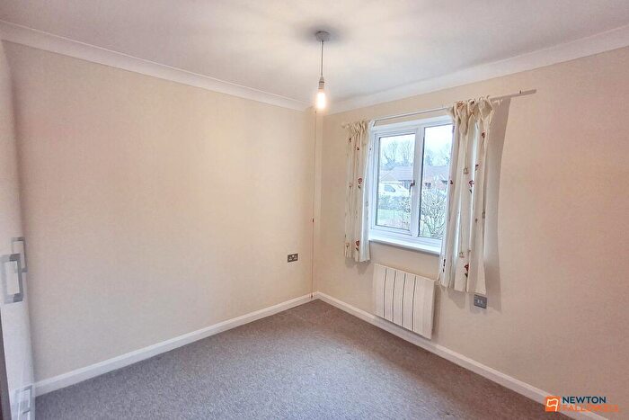 2 Bedroom Terraced Bungalow For Sale In Bradegate Drive, Dogsthorpe, Peterborough, PE1