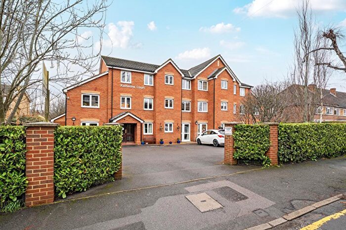 1 Bedroom Retirement Property For Sale In Camberley, Surrey, GU15