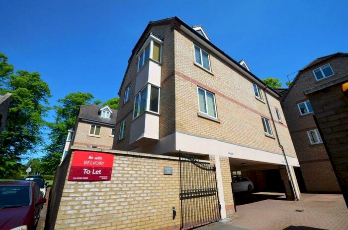 2 Bedroom Apartment To Rent In Chapel Court, Stamford, PE9