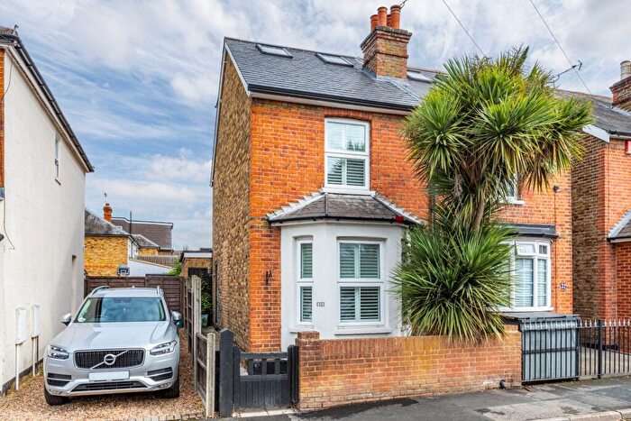 3 Bedroom Semi Detached House For Sale In Chertsey Road, Byfleet, KT14
