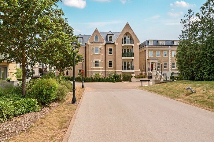 2 Bedroom Flat For Sale In The Percy, Magna Carta Park, Egham, TW20