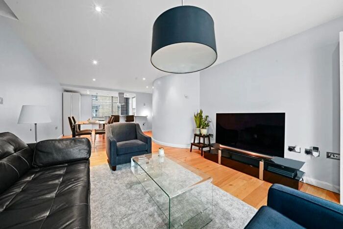 2 Bedroom Flat To Rent In Corwall House, Allsop Place, Baker Street, NW1