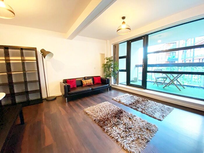 2 Bedroom Apartment To Rent In Hallings Wharf Studio, E15
