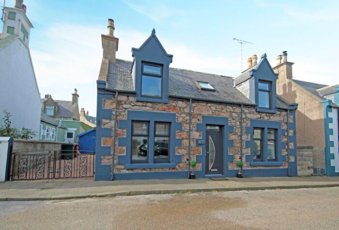 3 Bedroom Detached House For Sale In New Street, Findochty, AB56