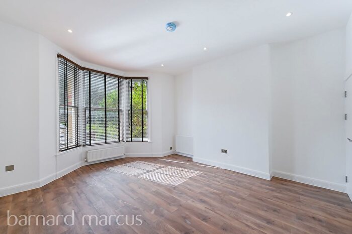 1 Bedroom Flat To Rent In Grange Park, London, W5
