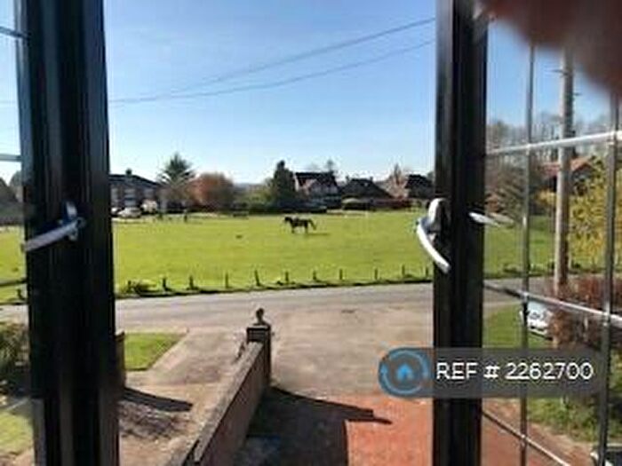 1 Bedroom Detached House To Rent In Thimble, Littlewick Green, Maidenhead, SL6