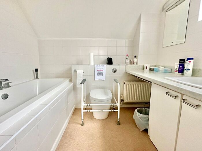 3 Bedroom Detached House For Sale In Byworth Close, Bexhill-On-Sea, TN39