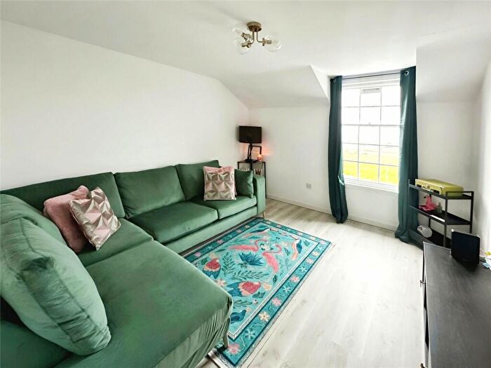 1 Bedroom Flat To Rent In Waggon Road, Bo'ness, Stirlingshire, EH51