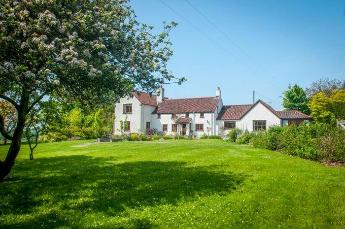 5 Bedroom Detached House For Sale In Penyclawdd, Monmouth, NP25