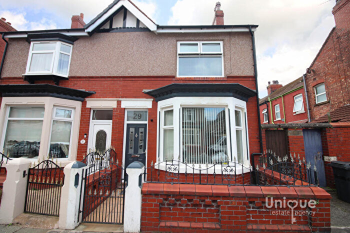 3 Bedroom Semi-Detached House For Sale In Dryden Road, Fleetwood, FY7