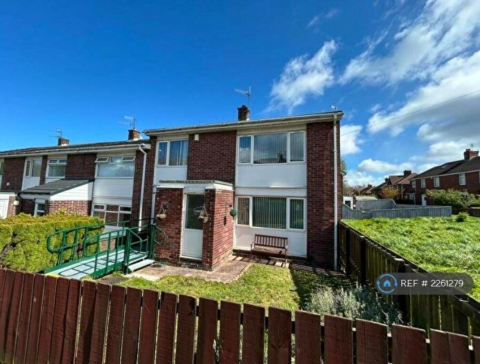 3 Bedroom Semi-Detached House To Rent In Fisherwell Road, Gateshead, NE10