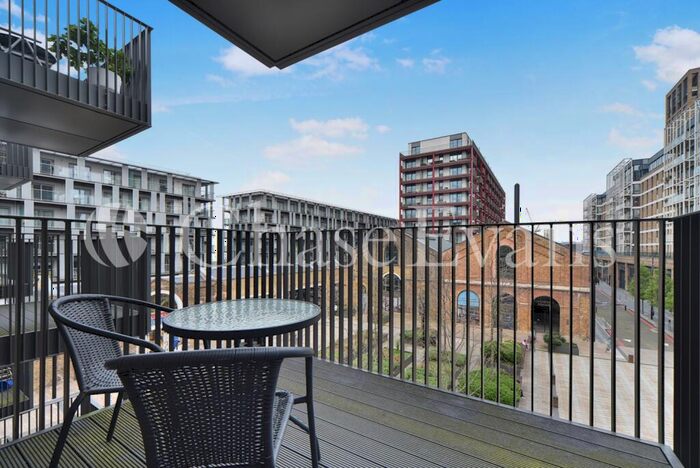1 Bedroom Flat For Sale In Royal Arsenal Riverside, Major Draper Street, Woolwich, London, SE18