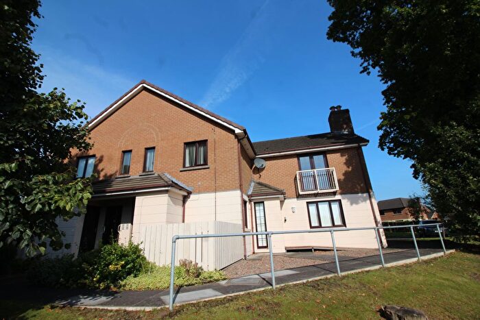 2 Bedroom Flat For Sale In Garvey Court, Lisburn, BT27