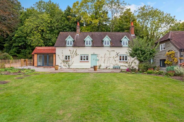 4 Bedroom Detached House To Rent In Sparsholt, Winchester, SO21