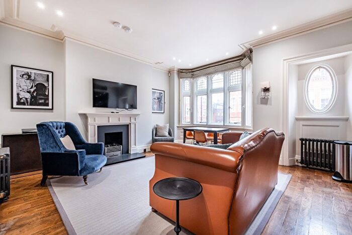 1 Bedroom Flat To Rent In North Audley Street, London, W1K