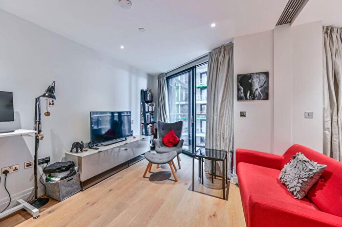 1 Bedroom Flat For Sale In Riverlight Quay, Nine Elms, London, SW11