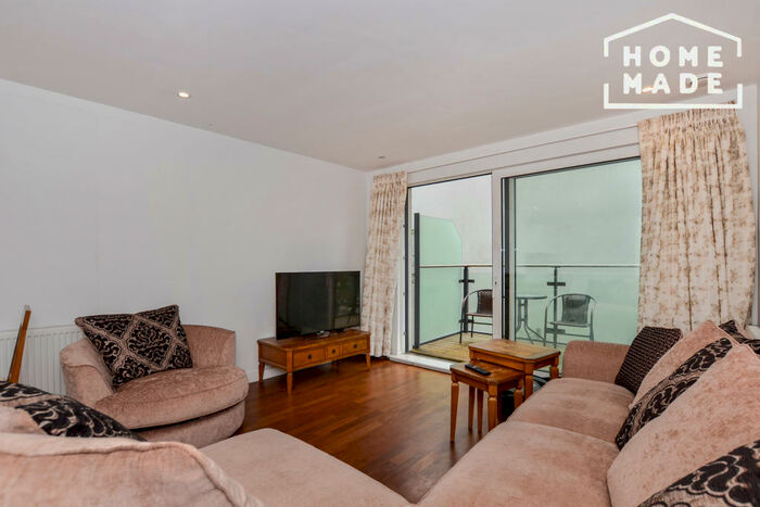 2 Bedroom Flat To Rent In Knights Tower, SE8