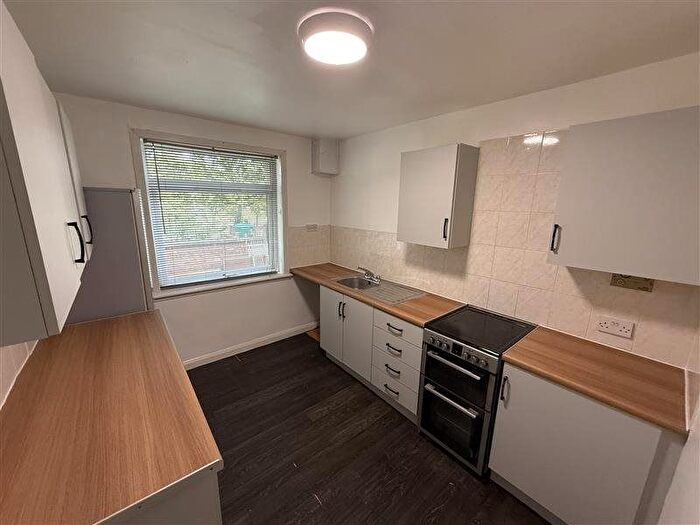 2 Bedroom Flat To Rent In Atholl Street, Lochee, DD2