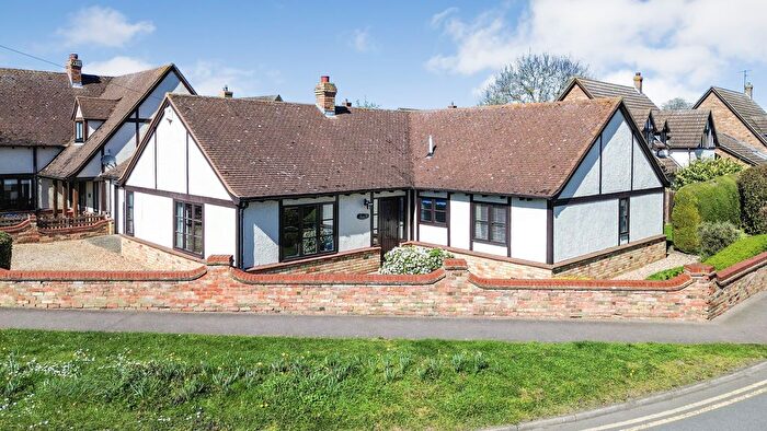 3 Bedroom Detached Bungalow For Sale In Silver Street, Great Barford, MK44