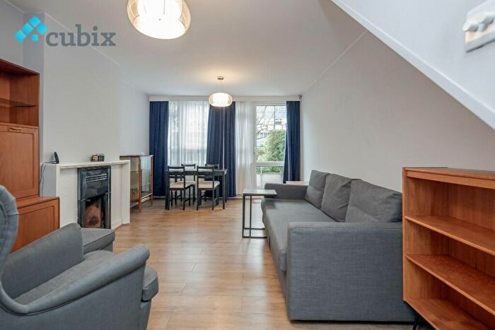 2 Bedroom Flat To Rent In Empress Street, London, SE17