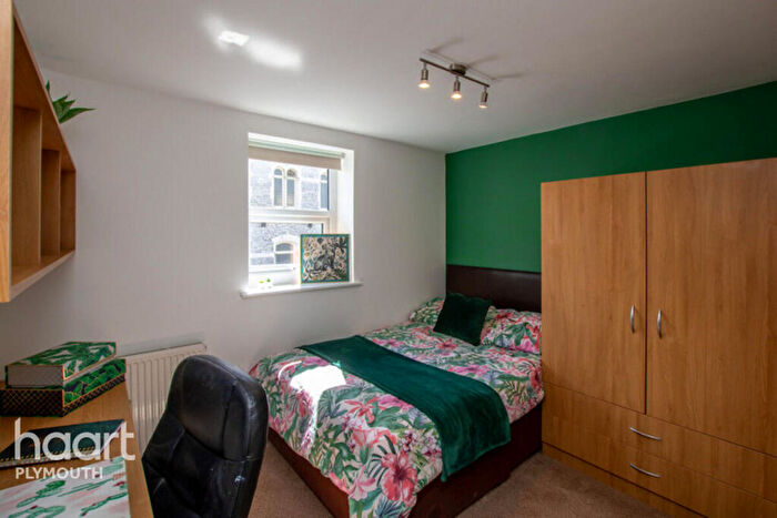 1 Bedroom Flat To Rent In Mutley Plain, Plymouth, PL4