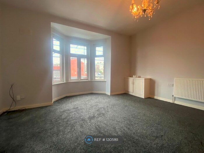 3 Bedroom Flat To Rent In Chorley New Road, Horwich, Bolton BL6