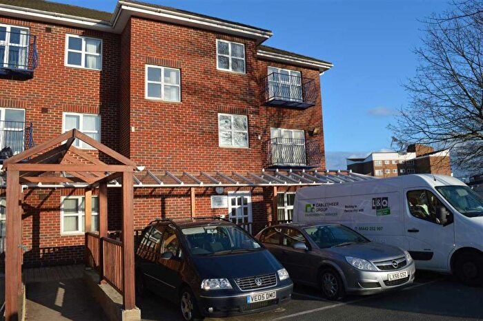 2 Bedroom Apartment To Rent In Walterstown Court, Highfield Road, Dartford, DA1